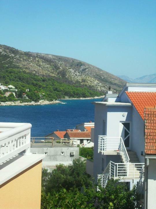 Ciovo Apartments Τρογκίρ Εξωτερικό φωτογραφία