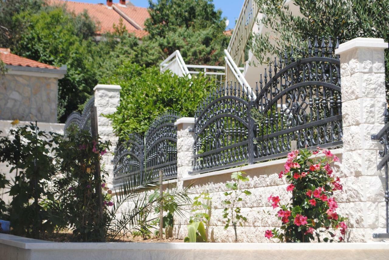 Ciovo Apartments Τρογκίρ Εξωτερικό φωτογραφία