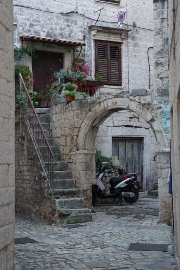 Ciovo Apartments Τρογκίρ Εξωτερικό φωτογραφία